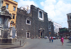 <b>JESUS' SQUARE IN NAPLES</b>